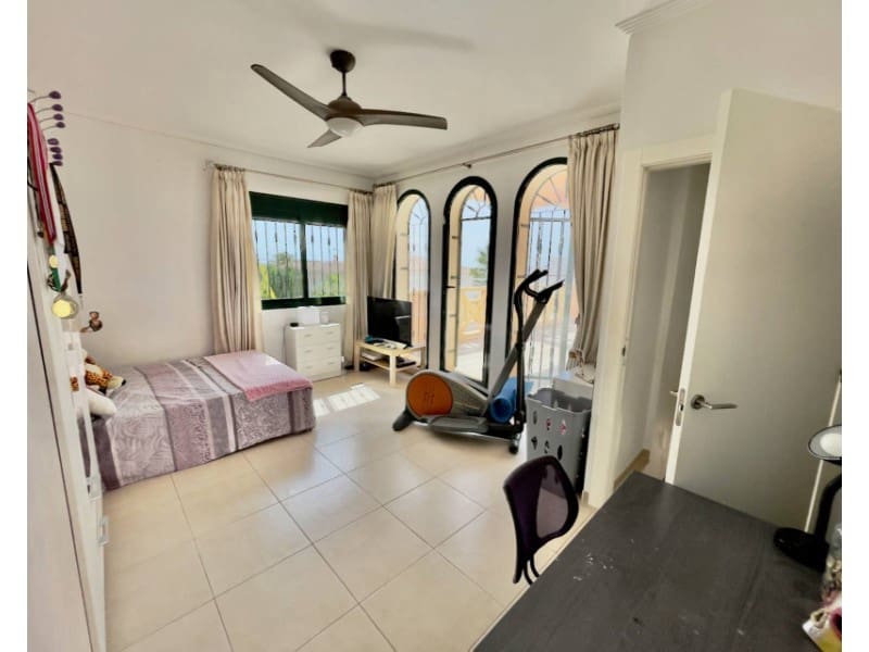 4 sypialnia Willa na sprzedaż w Ciudad Quesada - 470 000 € (Ref: 10000159)