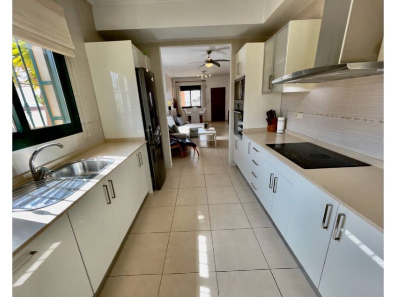 4 sypialnia Willa na sprzedaż w Ciudad Quesada - 470 000 € (Ref: 10000159)