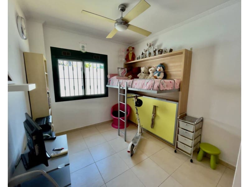 4 sypialnia Willa na sprzedaż w Ciudad Quesada - 470 000 € (Ref: 10000159)