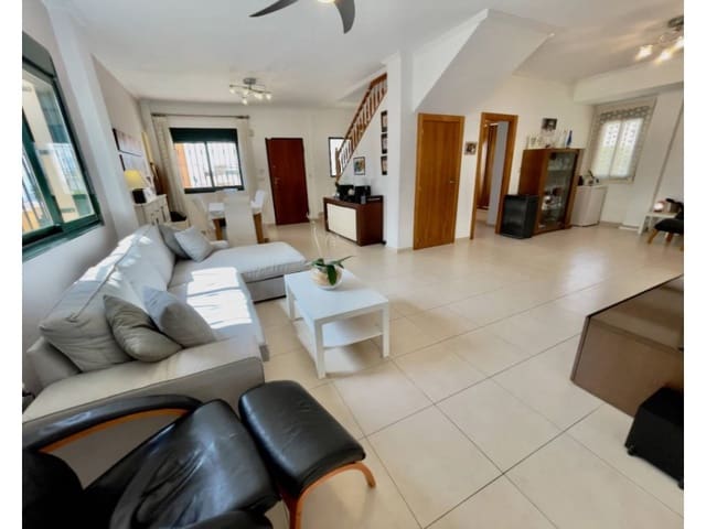 4 sypialnia Willa na sprzedaż w Ciudad Quesada, Rojales - 470 000 € (Ref: 10000159)