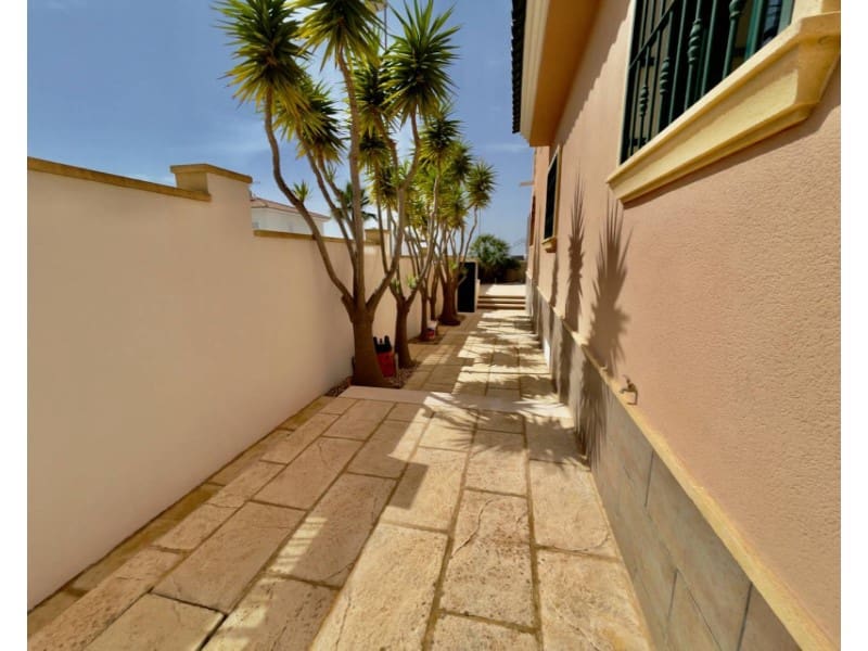 4 sypialnia Willa na sprzedaż w Ciudad Quesada - 470 000 € (Ref: 10000159)