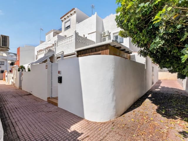Casa de 3 habitaciones en Nueva Torrevieja, Torrevieja en venta - 164.000 € (Ref: 10003815)
