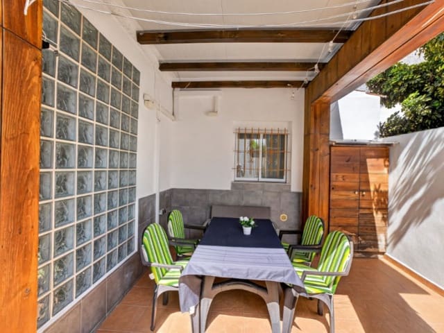 Casa de 3 habitaciones en Nueva Torrevieja, Torrevieja en venta - 164.000 € (Ref: 10003815)