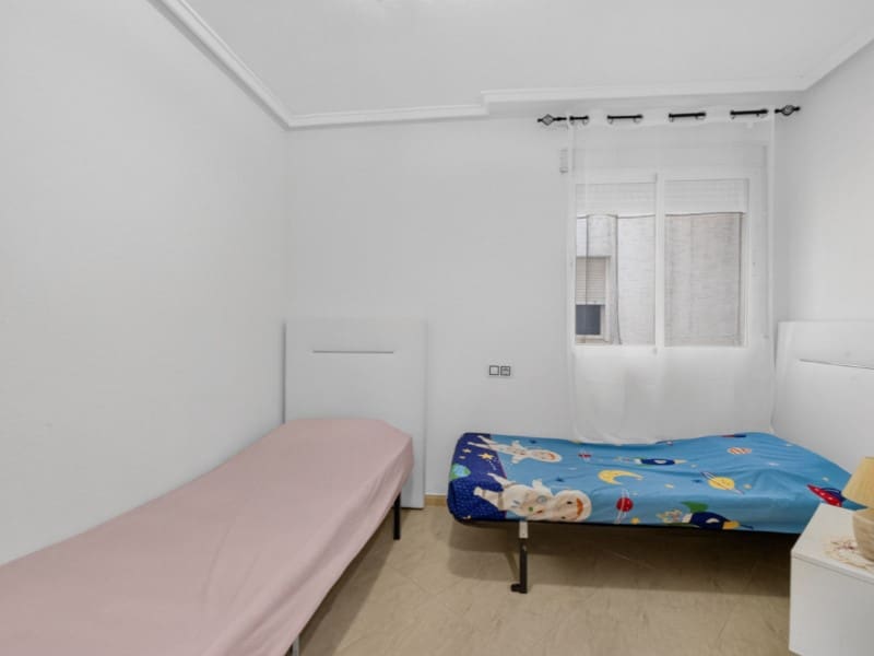 2 makuuhuone Huoneisto myytävänä paikassa Torrevieja - 139 000 € (Ref: 10027038)