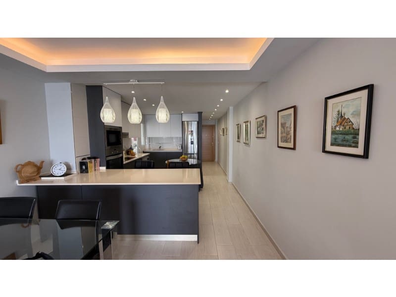 3 soveværelse Lejlighed til salg i Torrevieja - € 329.000 (Ref: 10040786)