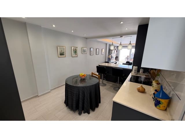 3 slaapkamer Appartement te koop in Avenida Habaneras - Curva de Palangre, Torrevieja - € 329.000 (Ref: 10040786)