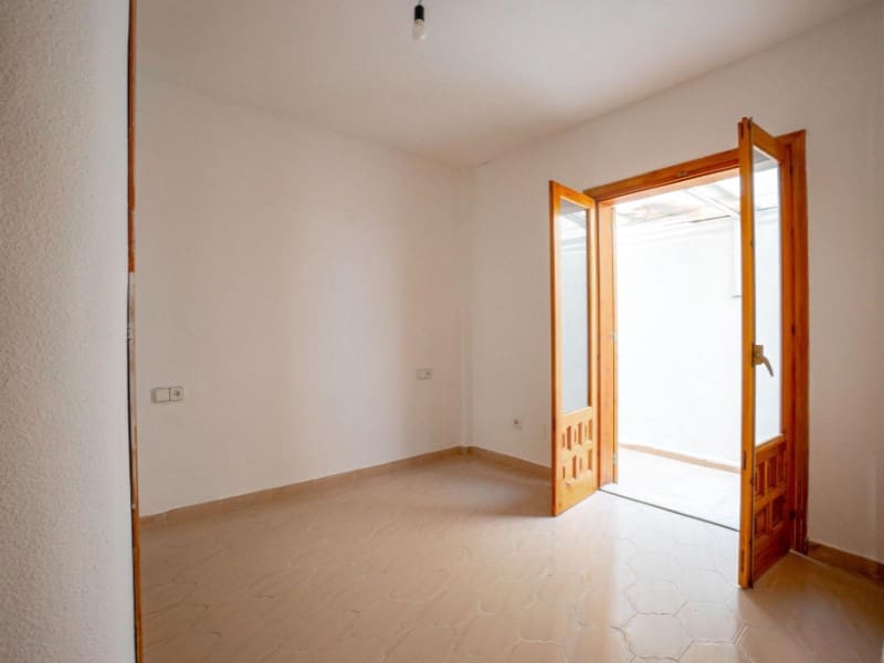 1 sypialnia Apartament na sprzedaż w Torrevieja z basenem - 102 000 € (Ref: 10040787)