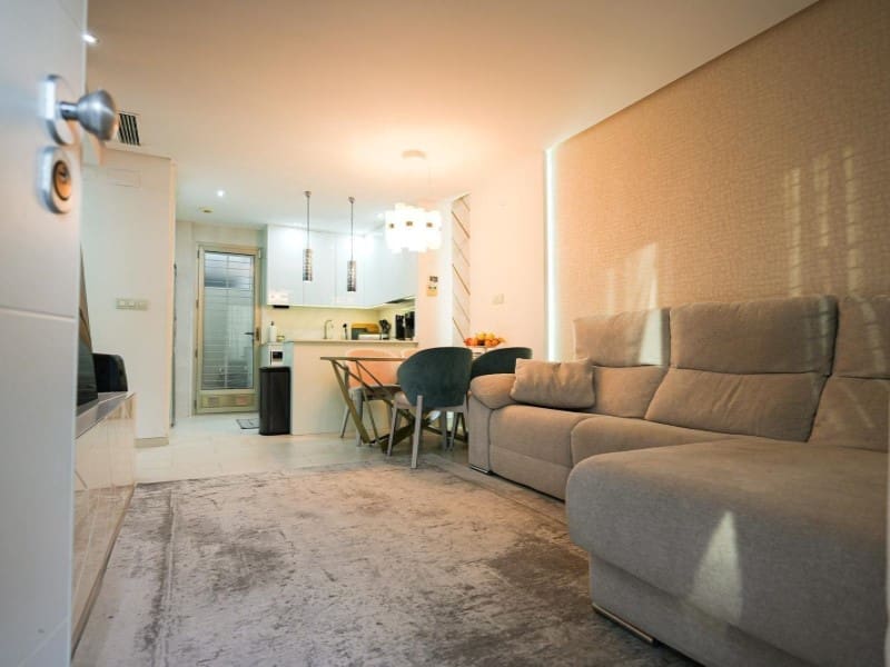 3 soveværelse Byhus til salg i Torrevieja - € 375.000 (Ref: 10042729)