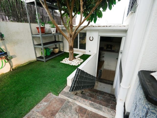 3 soveværelse Byhus til salg i Aguas Nuevas, Torrevieja - € 375.000 (Ref: 10042729)