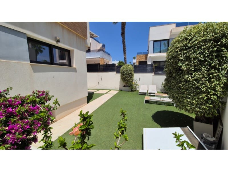 4 Zimmer Villa zu verkaufen in Aguas Nuevas - 785.000 € (Ref: 10042731)