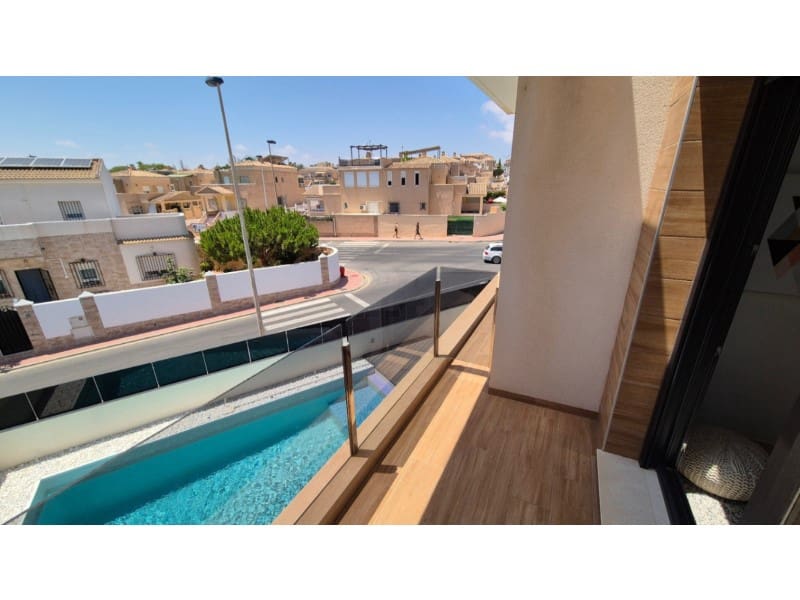 4 Zimmer Villa zu verkaufen in Aguas Nuevas - 785.000 € (Ref: 10042731)