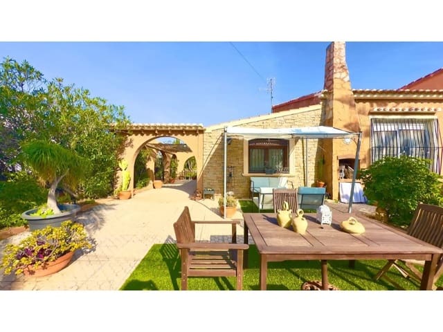 3 sovrum Villa till salu i Aguas Nuevas, Torrevieja - 724 900 € (Ref: 10044981)