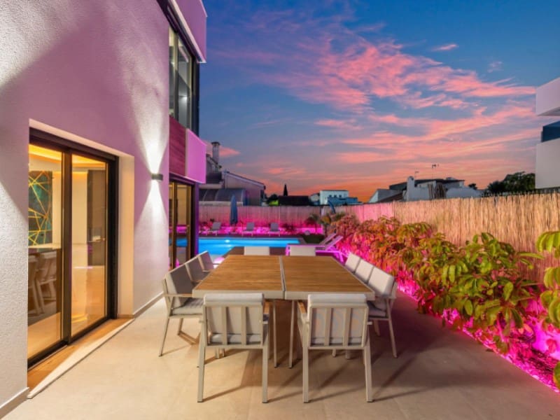 3 bedroom Villa for sale in Torrevieja with pool - € 699,900 (Ref: 10048966)