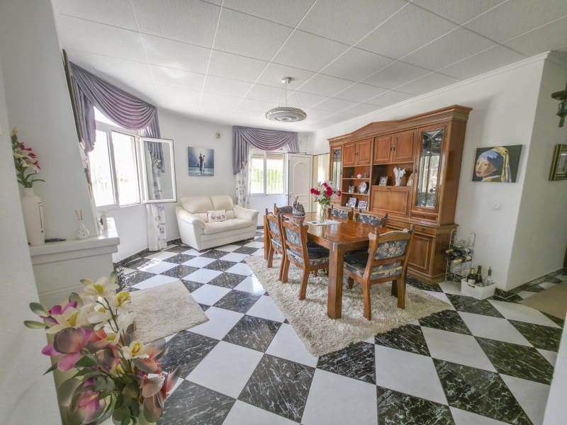 3 sovrum Villa till salu i Torrevieja - 449 000 € (Ref: 10048967)