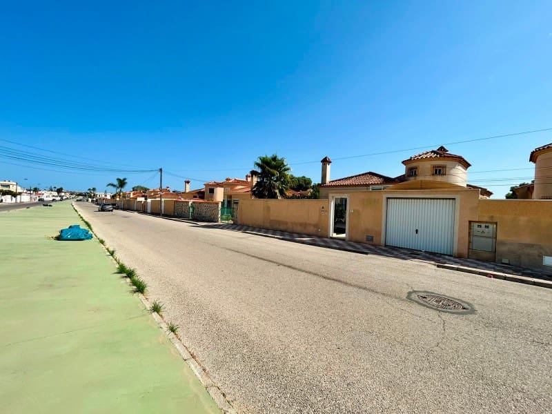 3 quarto Moradia para venda em Torrevieja - 360 000 € (Ref: 10048968)