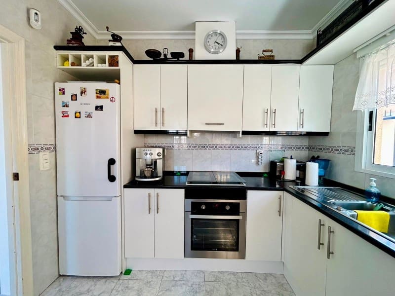 3 quarto Moradia para venda em Torrevieja - 360 000 € (Ref: 10048968)