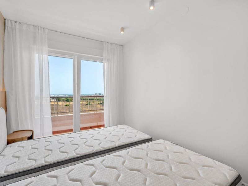 2 sovrum Lägenhet till salu i Punta Prima med pool - 225 000 € (Ref: 10054949)