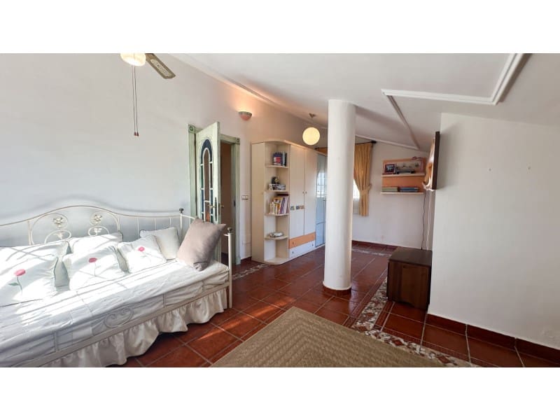 Chalet de 6 habitaciones en La Mata en venta con piscina garaje - 950.000 € (Ref: 10054950)