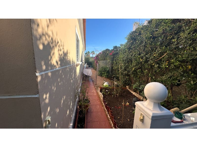 Chalet de 6 habitaciones en La Mata en venta con piscina garaje - 950.000 € (Ref: 10054950)