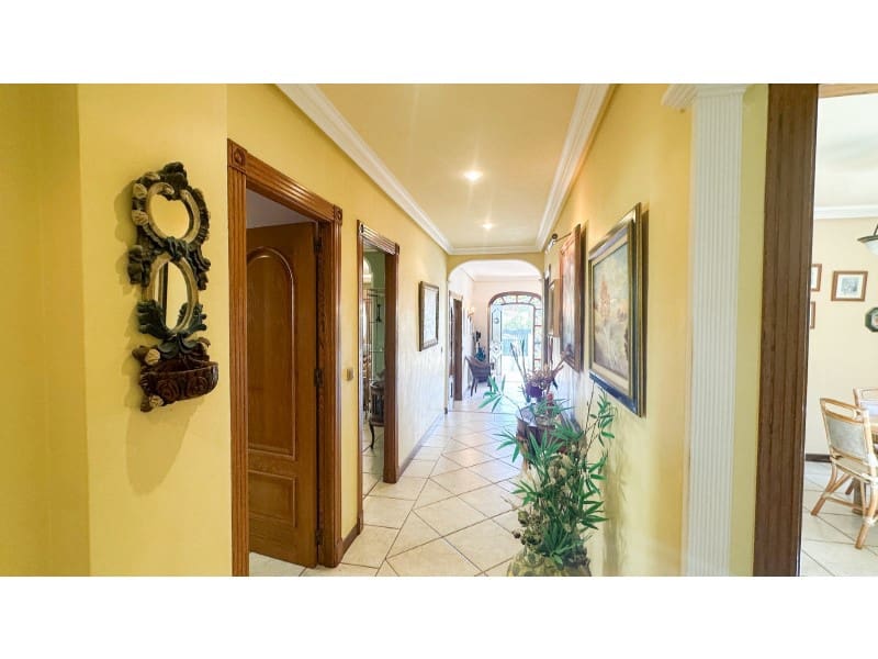 Chalet de 6 habitaciones en La Mata en venta con piscina garaje - 950.000 € (Ref: 10054950)
