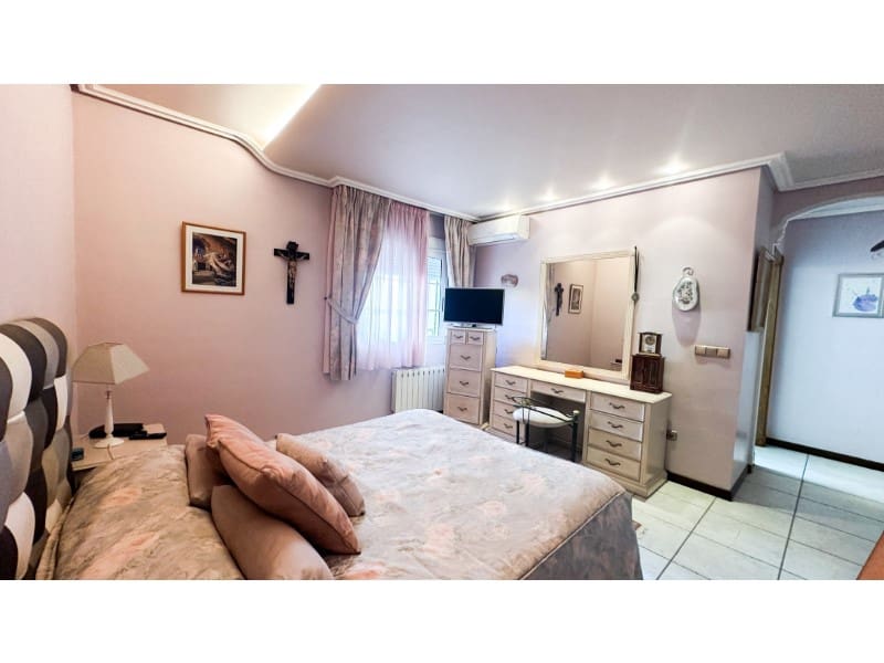 Chalet de 6 habitaciones en La Mata en venta con piscina garaje - 950.000 € (Ref: 10054950)