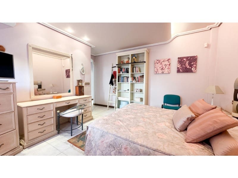 Chalet de 6 habitaciones en La Mata en venta con piscina garaje - 950.000 € (Ref: 10054950)