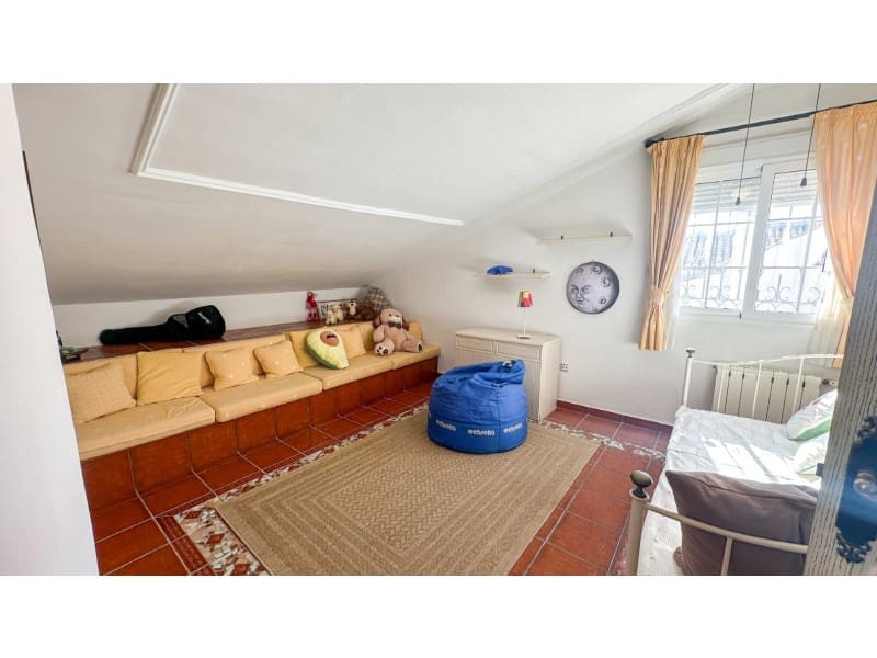 Chalet de 6 habitaciones en La Mata en venta con piscina garaje - 950.000 € (Ref: 10054950)