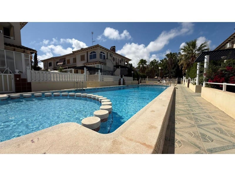 2 bedroom Bungalow for sale in Punta Prima with pool - € 153,900 (Ref: 10054963)