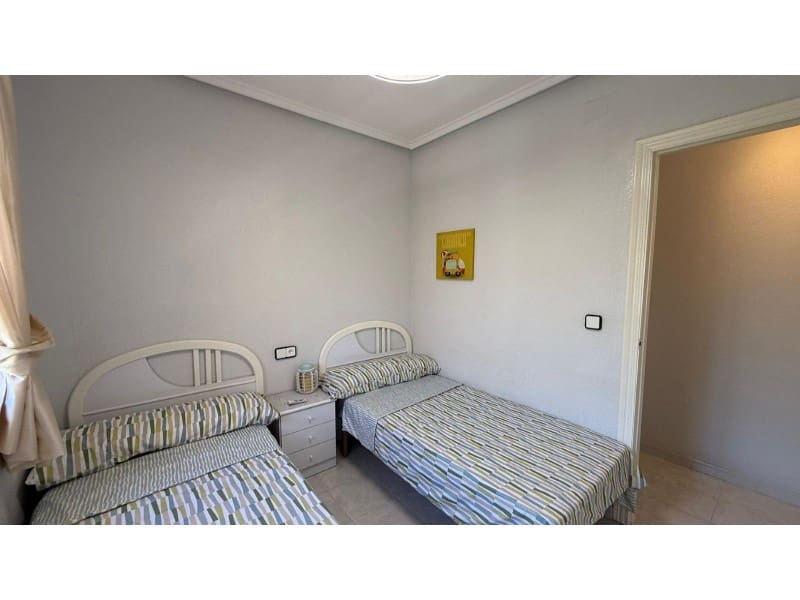 2 bedroom Bungalow for sale in Punta Prima with pool - € 153,900 (Ref: 10054963)