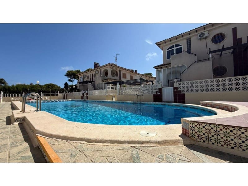 2 bedroom Bungalow for sale in Punta Prima with pool - € 153,900 (Ref: 10054963)