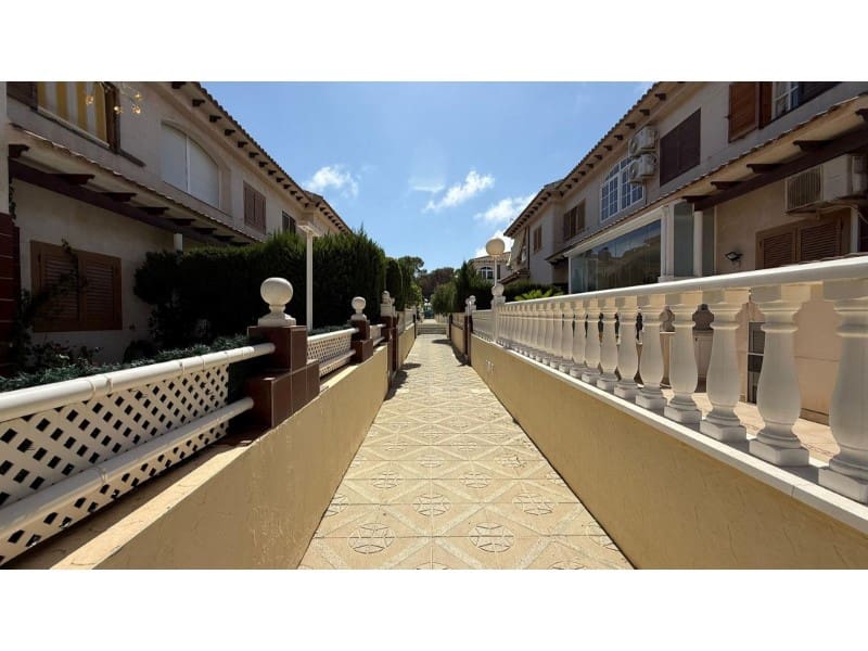 2 bedroom Bungalow for sale in Punta Prima with pool - € 153,900 (Ref: 10054963)