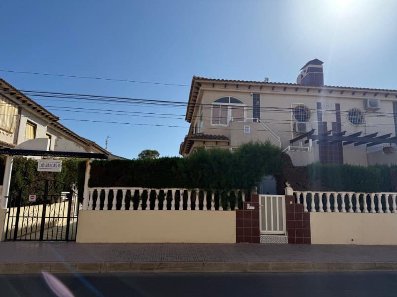 2 bedroom Bungalow for sale in Punta Prima with pool - € 153,900 (Ref: 10054963)
