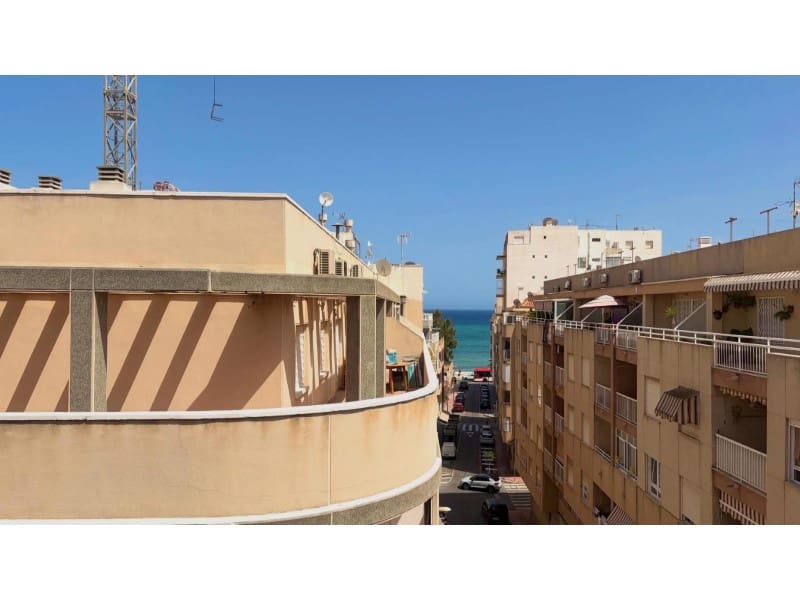 3 makuuhuone Kattohuoneisto myytävänä paikassa Torrevieja - 179 900 € (Ref: 10058802)