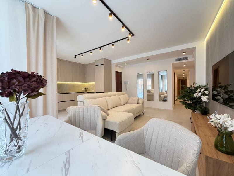 4 slaapkamer Appartement te koop in Torrevieja - € 285.000 (Ref: 10058805)