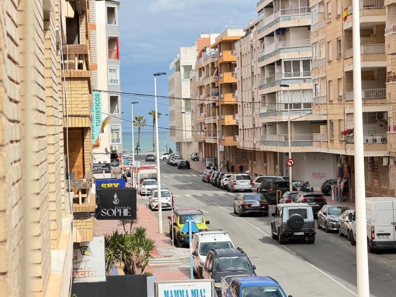 4 slaapkamer Appartement te koop in Torrevieja - € 285.000 (Ref: 10058805)