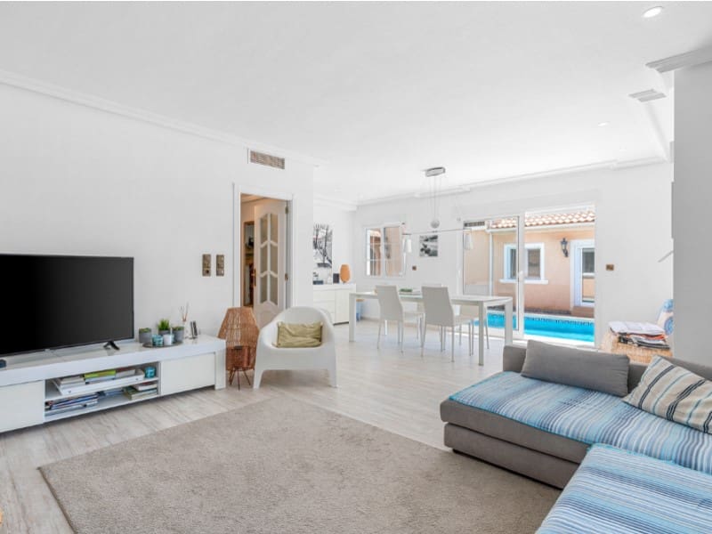 7 quarto Moradia para venda em Torre de la Horadada com piscina - 899 000 € (Ref: 10058809)