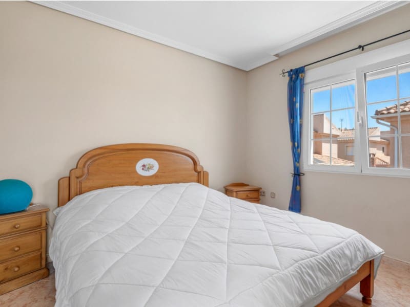7 quarto Moradia para venda em Torre de la Horadada com piscina - 899 000 € (Ref: 10058809)