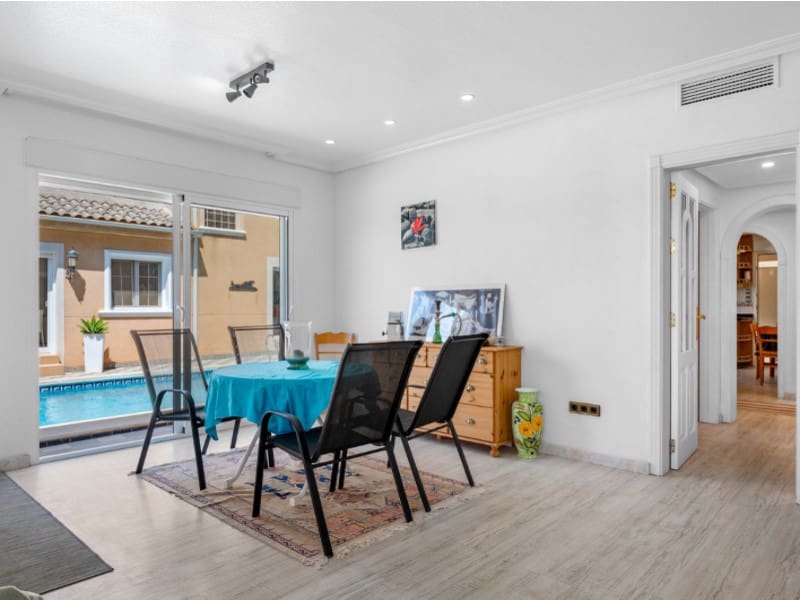 7 quarto Moradia para venda em Torre de la Horadada com piscina - 899 000 € (Ref: 10058809)