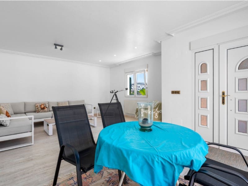7 quarto Moradia para venda em Torre de la Horadada com piscina - 899 000 € (Ref: 10058809)