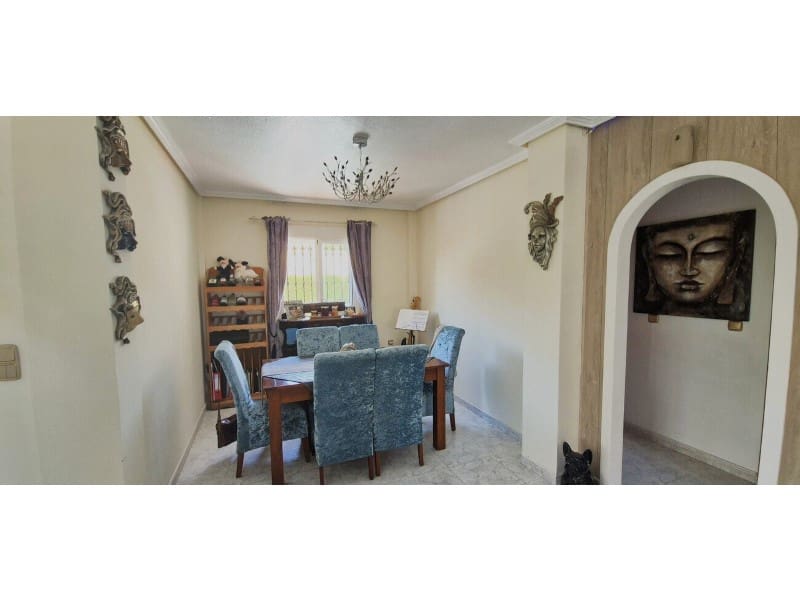 4 Zimmer Villa zu verkaufen in Orihuela Costa mit Pool - 389.995 € (Ref: 10078228)