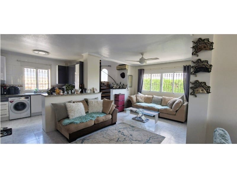 4 Zimmer Villa zu verkaufen in Orihuela Costa mit Pool - 389.995 € (Ref: 10078228)