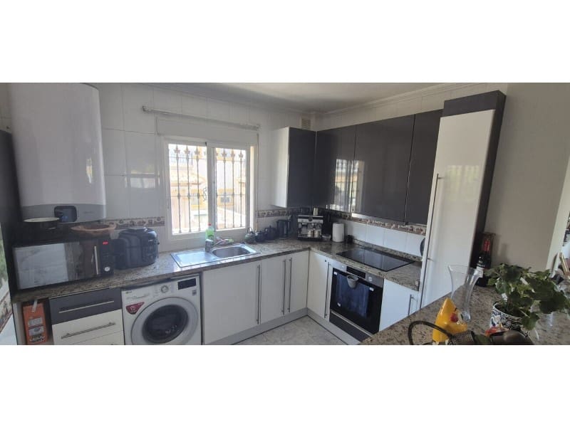 4 Zimmer Villa zu verkaufen in Orihuela Costa mit Pool - 389.995 € (Ref: 10078228)