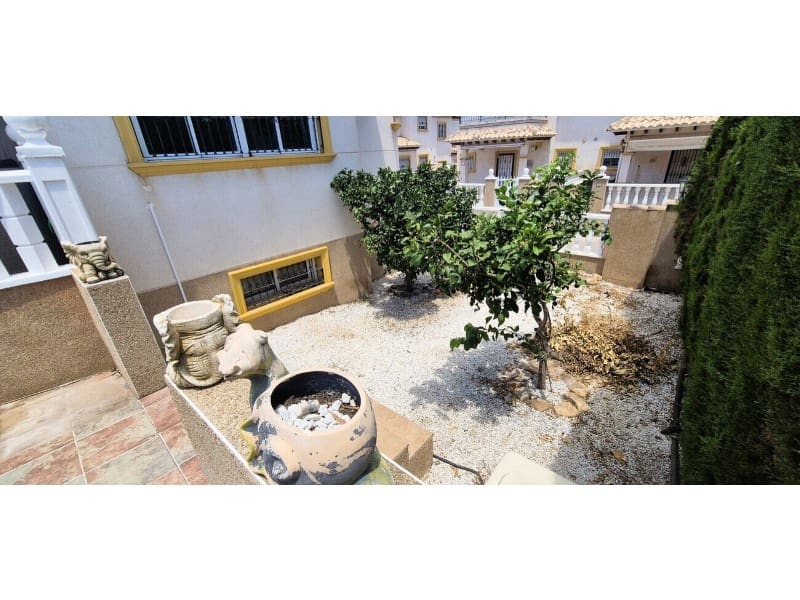 4 Zimmer Villa zu verkaufen in Orihuela Costa mit Pool - 389.995 € (Ref: 10078228)