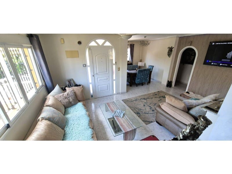 4 Zimmer Villa zu verkaufen in Orihuela Costa mit Pool - 389.995 € (Ref: 10078228)