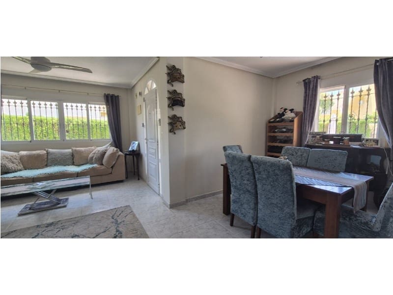 4 Zimmer Villa zu verkaufen in Orihuela Costa mit Pool - 389.995 € (Ref: 10078228)