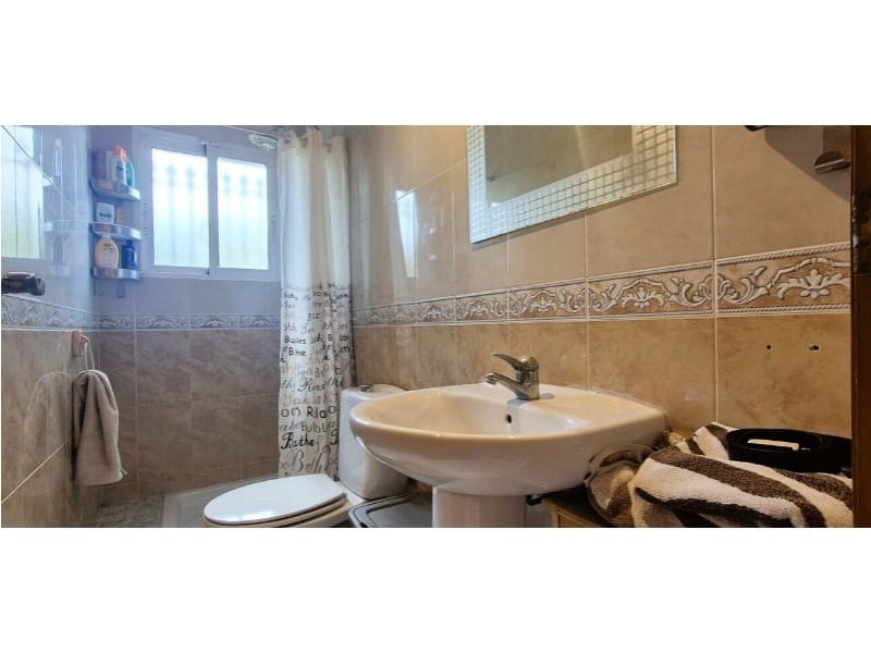 4 Zimmer Villa zu verkaufen in Orihuela Costa mit Pool - 389.995 € (Ref: 10078228)