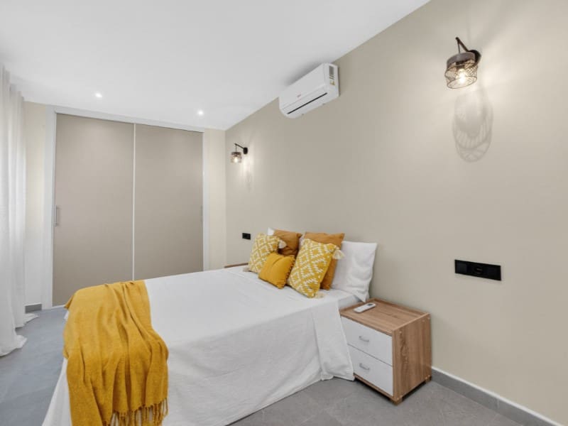 3 bedroom Apartment for sale in Torrevieja - € 475,000 (Ref: 10078229)