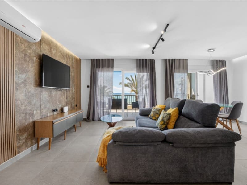 3 bedroom Apartment for sale in Torrevieja - € 475,000 (Ref: 10078229)
