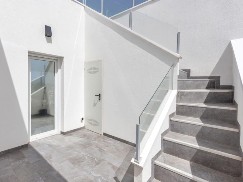 5 sovrum Villa till salu i Torrevieja med pool garage - 849 000 € (Ref: 10078231)