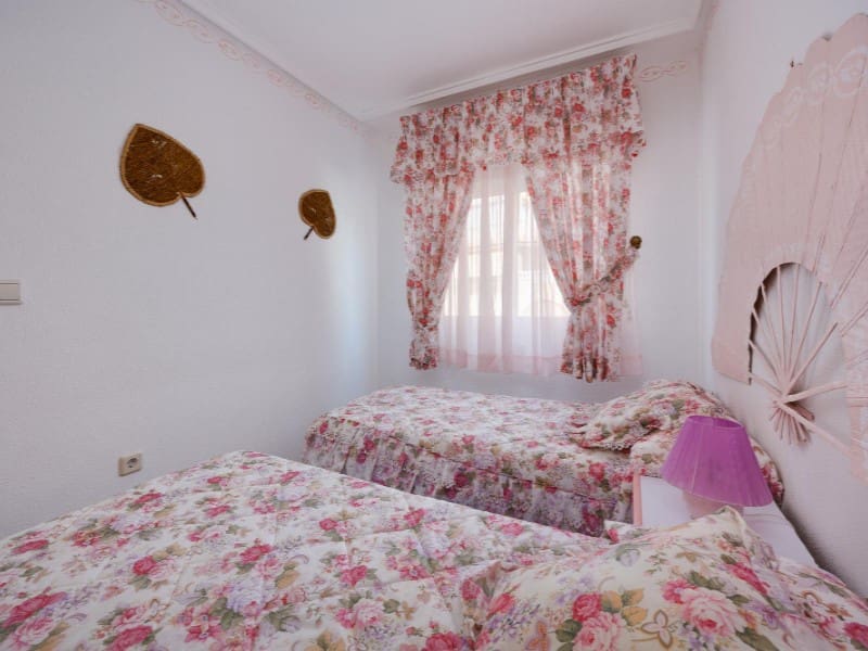 2 sovrum Lägenhet till salu i Torrevieja med pool - 219 500 € (Ref: 10078233)